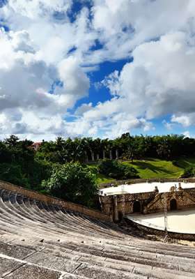 Kierunki - Dominikana, geografia, informacje, amfiteatr, Tropical Sun