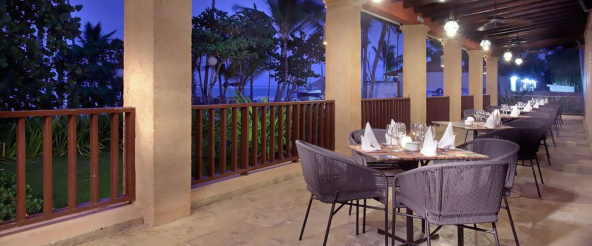 Dominikana - hotel Grand Palladium Palace Resort Spa & Casino, restauracja La Parrilla, tropical sun
