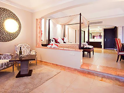 Dominikana - hotel Majestic Elegance Punta Cana, pokój Junior Suite z Jacuzzi, tropical sun