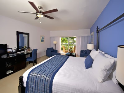 Dominikana - hotel Ocean Blue & Sand, pokój Privilege Suite Pool View, tropical sun