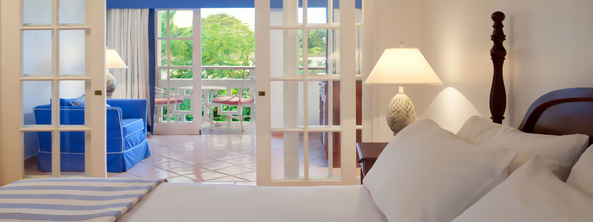 Jamajka - hotel Couples Sans Souci, pokój, sypialnia, tropical sun