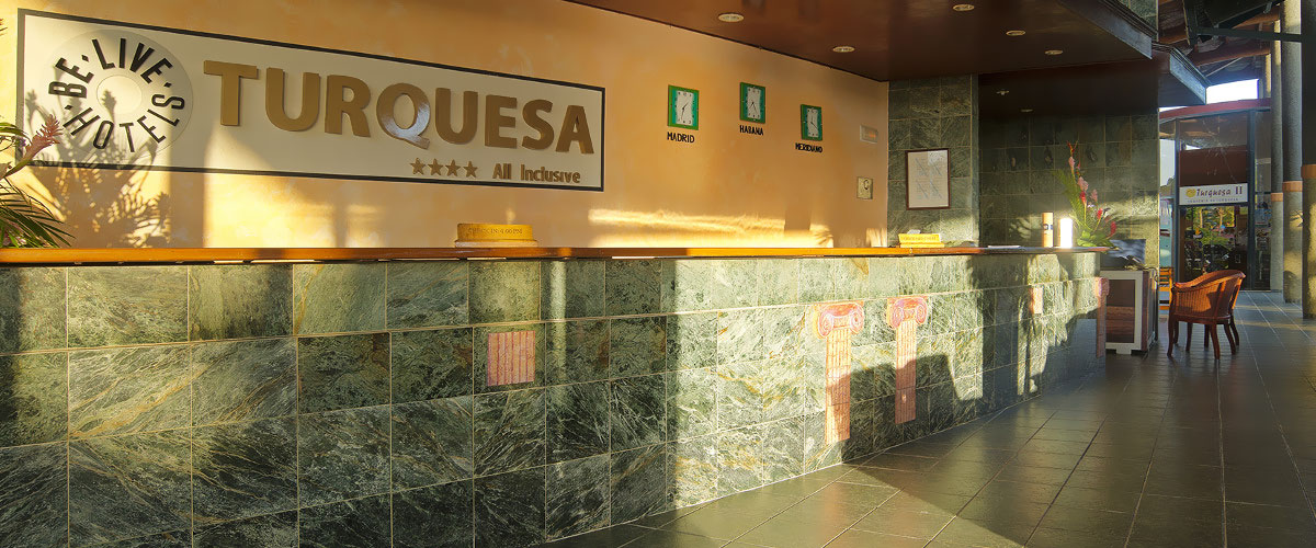 Kuba - hotel Be Live Experience Turquesa, lobby, tropical sun