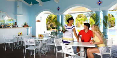 Kuba - hotel Iberostar Playa Alameda, Laguna Azul Snack Bar, tropical sun