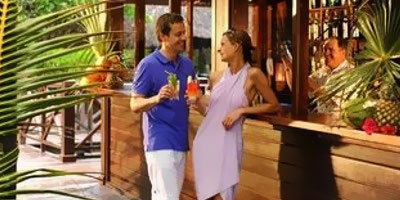 Kuba - hotel Iberostar Varadero, Beach Snack Bar, tropical sun