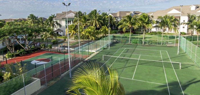 Kuba - hotel Meliá Peninsula Varadero, kort tenisowy i boisko, tropical sun