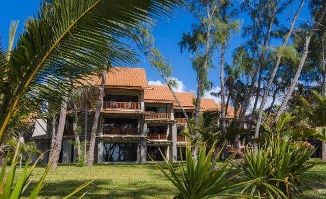 Mauritius - hotel Crystals Beach Hotel Resort & Spa, pokój Crystals Club, tropical sun