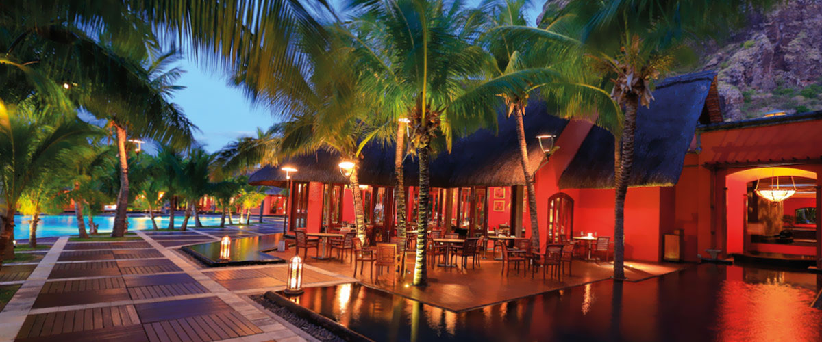 Mauritius - hotel Dinarobin Hotel Golf & Spa, restauracja, tropical sun