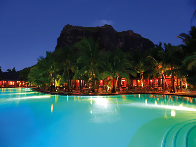 Mauritius - hotel Dinarobin Hotel Golf & Spa, basen, góra Le Morne, wakacje mauritius, noc, tropical sun