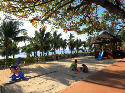 Mauritius - hotel Dinarobin Hotel Golf & Spa, kids club dla dzieci, tropical sun
