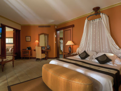Mauritius - hotel Dinarobin Hotel Golf & Spa, pokój Club Senior Suite Beach Front, tropical sun