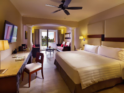 Meksyk - hotel Barcelo Maya Beach, pokój Junior Suite Ocean Front Club Premium, tropical sun tours