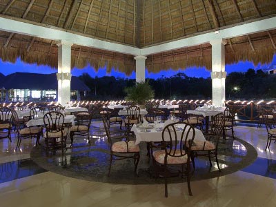 Meksyk - hotel Grand Palladium Colonial Resort & Spa, restauracja, Morze Karaibskie, Riwiera Majów, wakacje meksyk, tropical sun tours