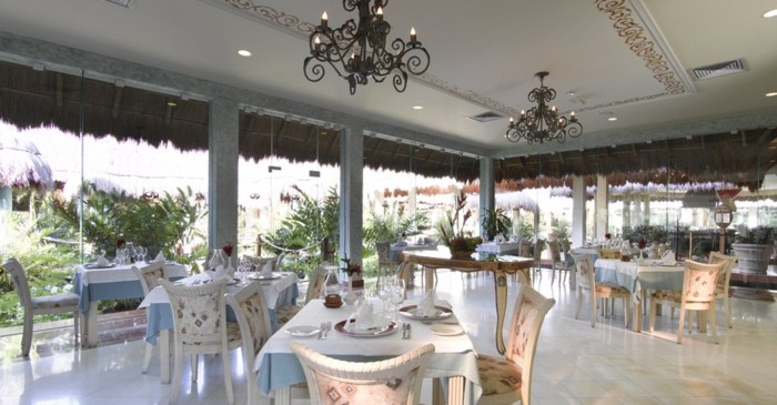 Meksyk - hotel Grand Palladium White Sand Resort & Spa, restauracja Mare Nostrum, tropical sun