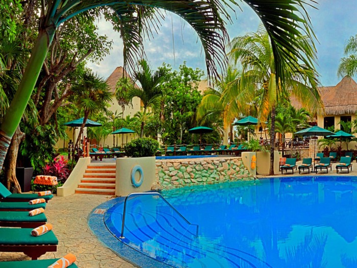 Meksyk - hotel Occidental Grand Xcaret, basen, tropical sun