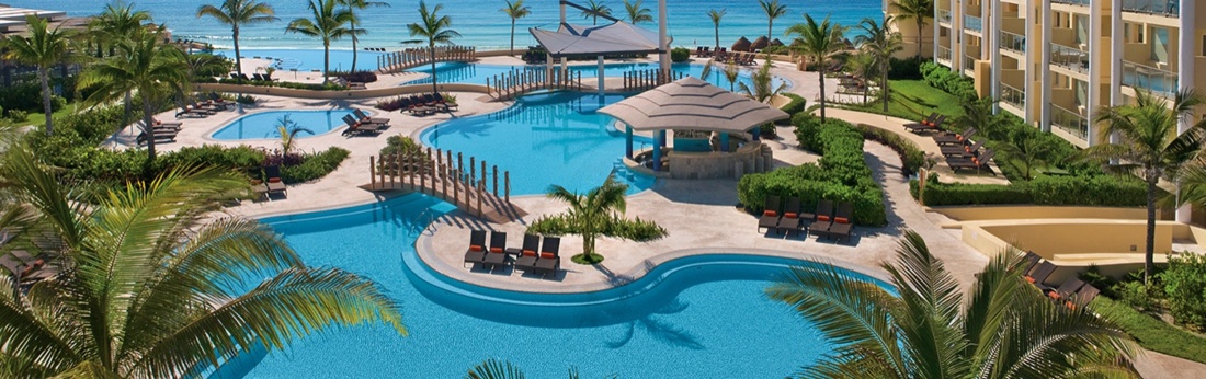 Meksyk - hotel Now Jade Riviera Cancun, baseny, palmy, plaża, Morze Karaibskie, tropical sun
