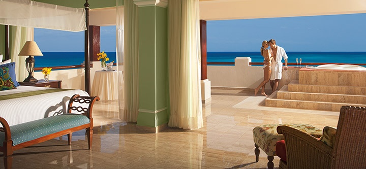 Meksyk - hotel Now Sapphire Riviera Cancun, apartament, taras z jacuzzi, widok na Morze Karaibskie, tropical sun