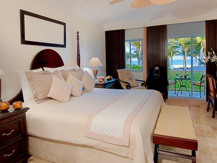 Meksyk - hotel Occidental Royal Hideaway Playacar, pokój Luxury Ocean View, tropical sun