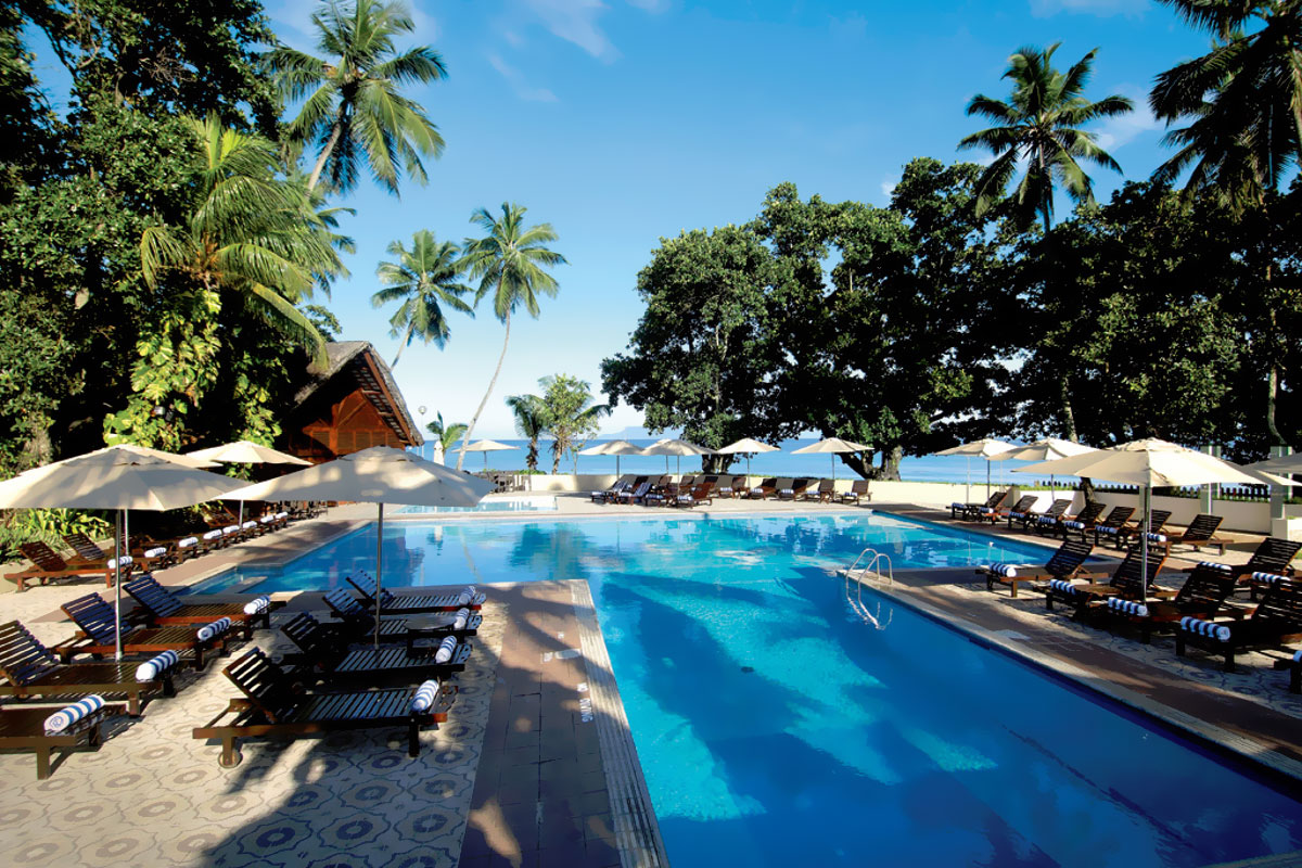 Seszele - hotel Berjaya Beau Vallon Bay, basen, tropical sun