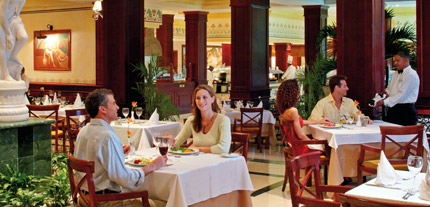 Dominikana - hotel Grand Bahia Principe Bavaro, restauracja, tropical sun