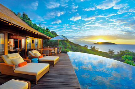 Seszele - hotel Constance Ephélia, Presidential Villa, taras z basenem, tropical sun