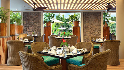 Seszele - hotel Kempinski Seychelles Resort, restauracja Cafe Lazare, tropical sun