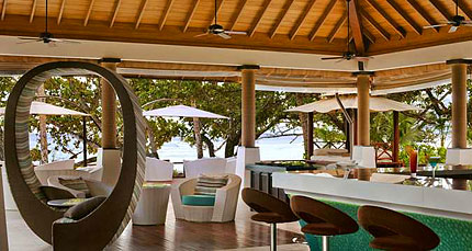 Seszele - hotel Hilton Seychelles Labriz Resort & Spa, bar Lo Brizan,Tropical Sun Tours