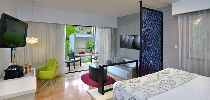 Dominikana - hotel Paradisus Punta Cana, pokój Royal Service Luxury Junior Suite With Private Garden, tropical sun
