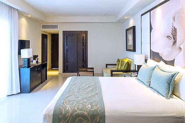 Dominikana - hotel Royalton Punta Cana Resort & Casino, pokój Diamond Club Luxury Adults Only, tropical sun