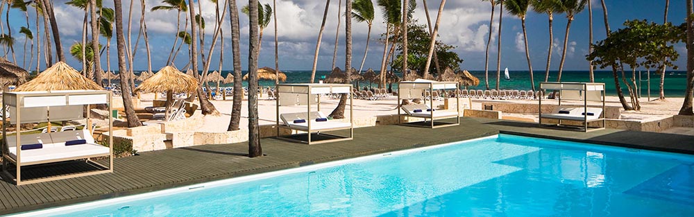 Dominikana - hotel The LEVEL at Melia Caribe Tropical, basen, łóżka bali, tropical sun