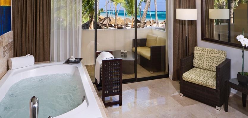 Dominikana - hotel The LEVEL at Melia Caribe Tropical, pokój The Level Adults Only Whirlpool Suite, tropical sun