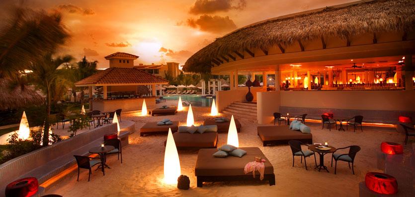 Dominikana - hotel The Reserve at Paradisus Punta Cana, łóżka bali, tropical sun
