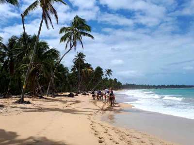 Dominikana - wycieczki fakultatywne zdjęcia. Huśtawki na Górze Czarownic + Magiczna Plaża Limon (Redonda, Laguna, Playa Limon) 19.02.2018 z polskim przewodnikiem na Dominikanie. Konkurencyjne ceny i programy wycieczek, porównując z rico travel Dominikana - Huśtawki na Górze Czarownic + Magiczna Plaża Limon - zdjęcia z wycieczki 19.02.2018