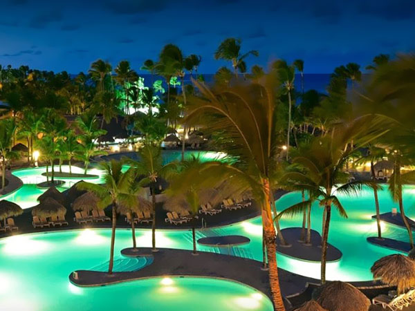 Iberostar Dominicana - basen nocą
