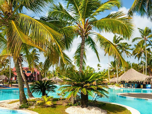 Basen w Punta Cana Princess Suites Resort & Spa - Adults Only, Dominikana, Tropical Sun Tours