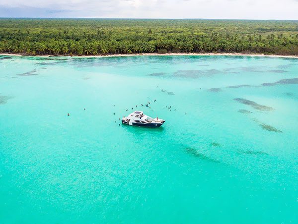 Saona LUXURY VIP All Inclusive +, katamaran, Tropical Sun Saona LUXURY VIP All Inclusive +, katamaran, Tropical Sun